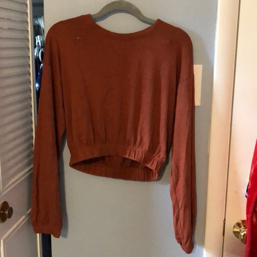 Cropped Long Sleeve
